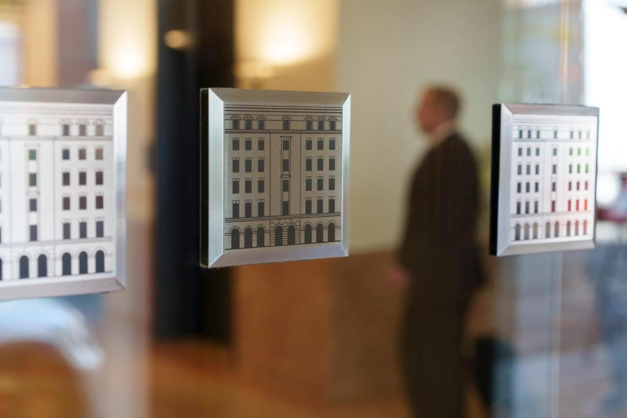 Como The Halkin London Bagian luar foto