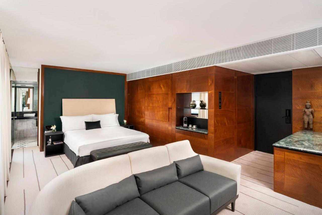 Como The Halkin London Bagian luar foto